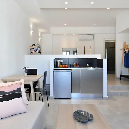 Harmony Apartment Naousa (Paros)