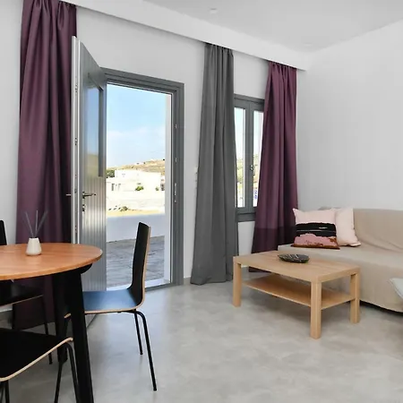 Harmony Naousa (Paros)