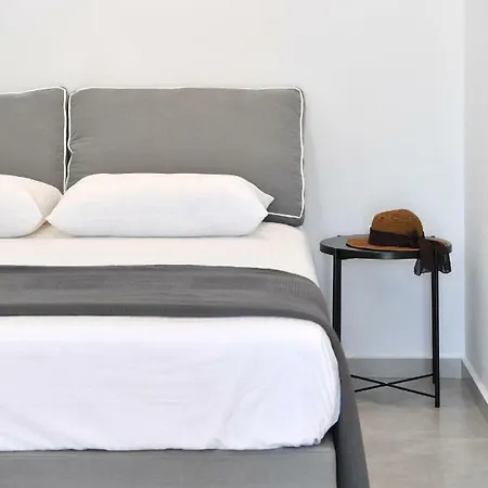 Harmony * Naousa (Paros)